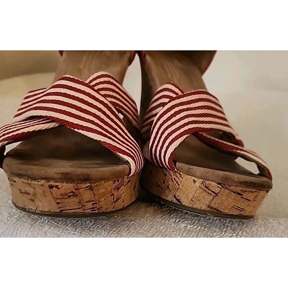 Toms Cork Wedge Sandels 8.5 Red University Stripe Canvas Heels Summer Beachy - Picture 7 of 14